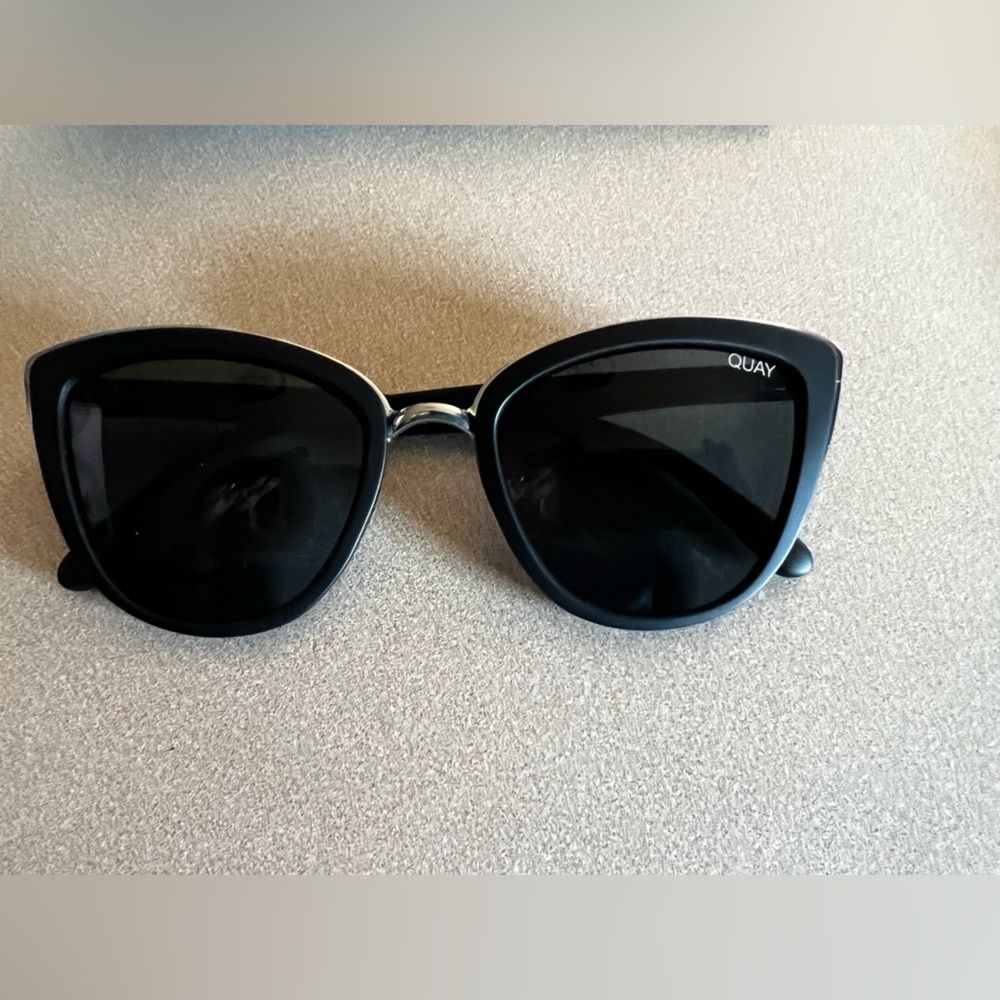 Quay Australia My Girl sunglasses